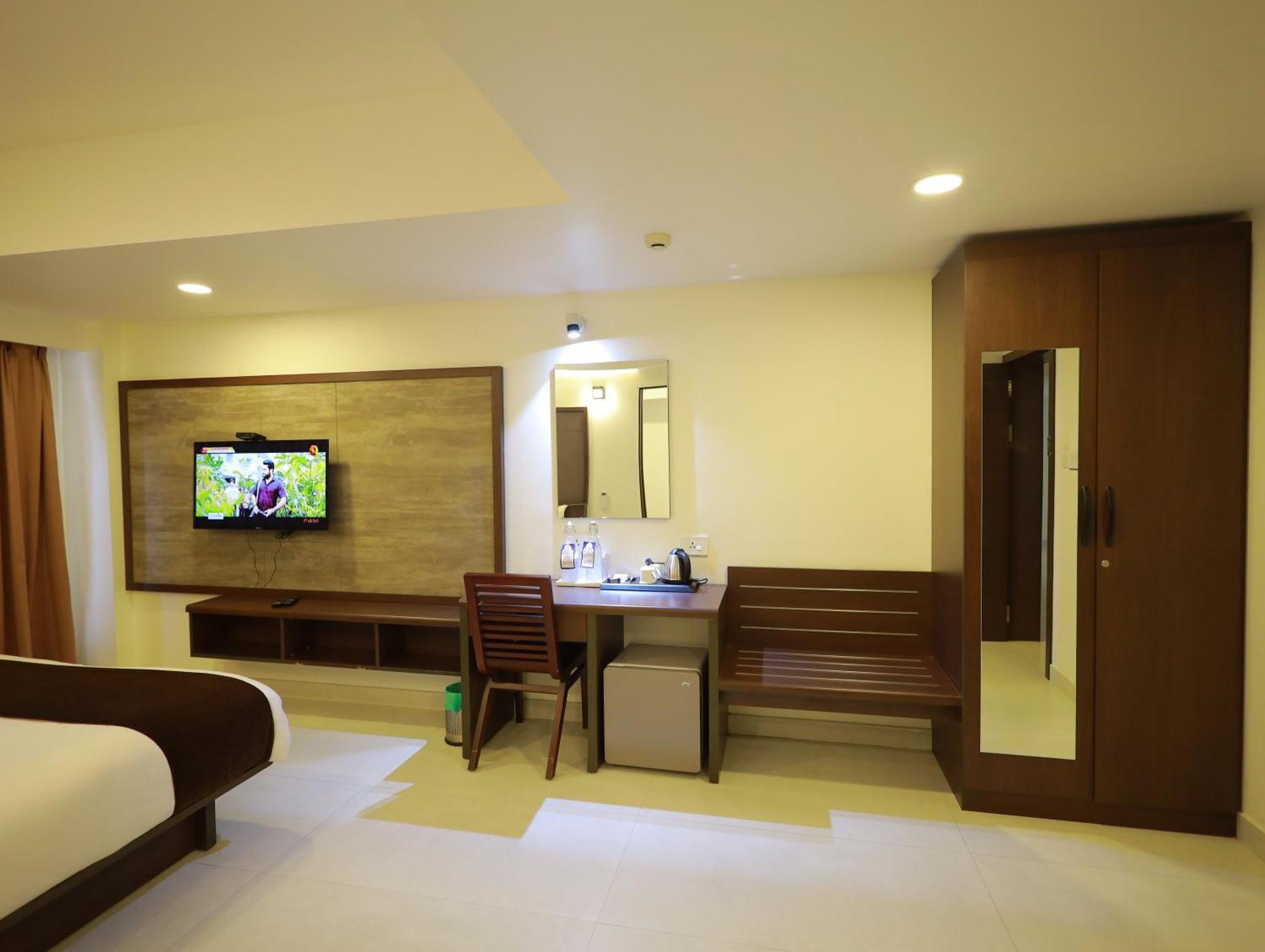 Arctic Hotel Kochi Exterior foto